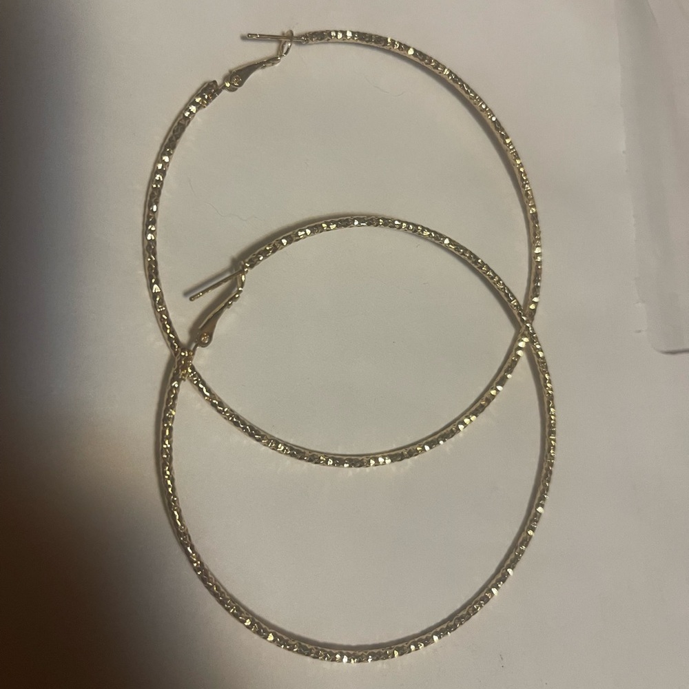 Gold hoop Earrings